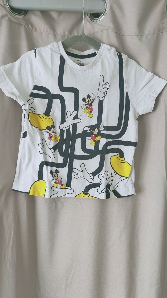 Lot de tee shirt Mickey - photo numéro 3