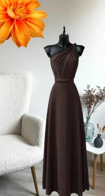 Robe longue couleur marron chocolat positions multiples