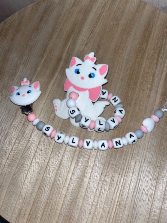 Attache tétine personnalisé