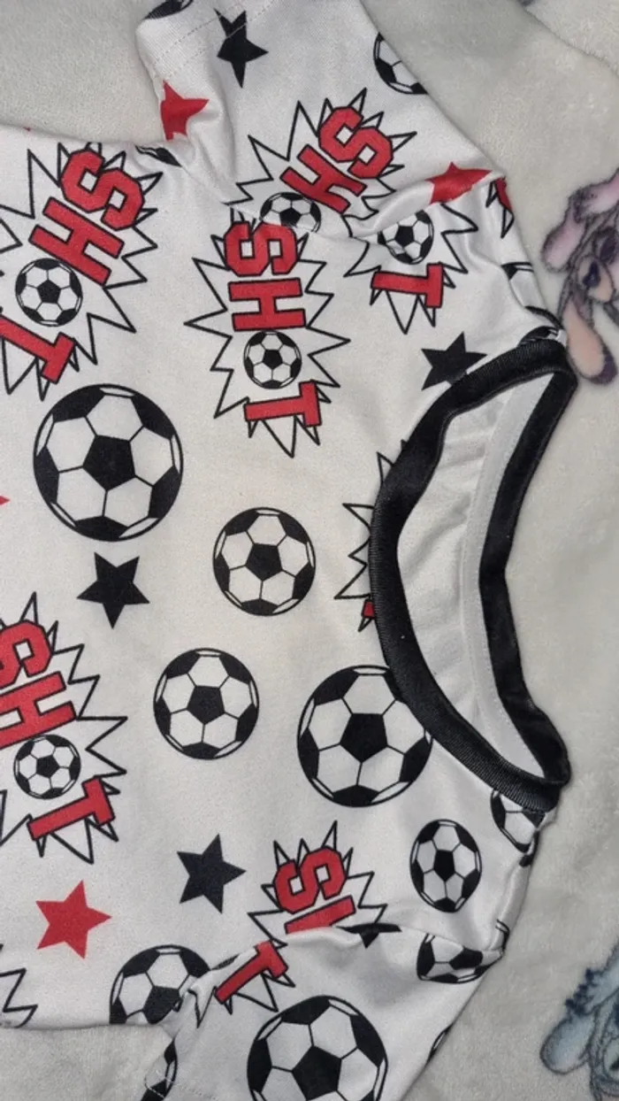 Pyjama short 6 ans en très bon état - photo numéro 3