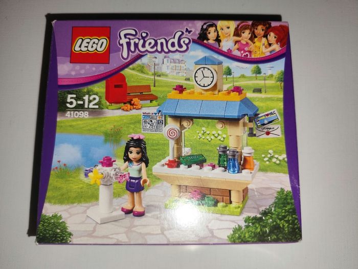 Lego Friends emma modele 41098 Le Kiosque d'Emma emmas kiosk - photo numéro 6