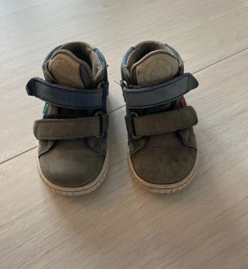 Chaussure Kickers taille 20