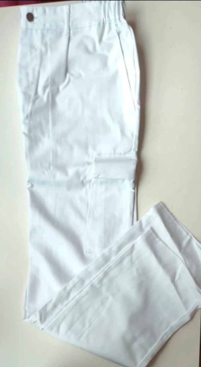 Pantalon de travail blanc neuf taille 2 , Mulliez-Florez