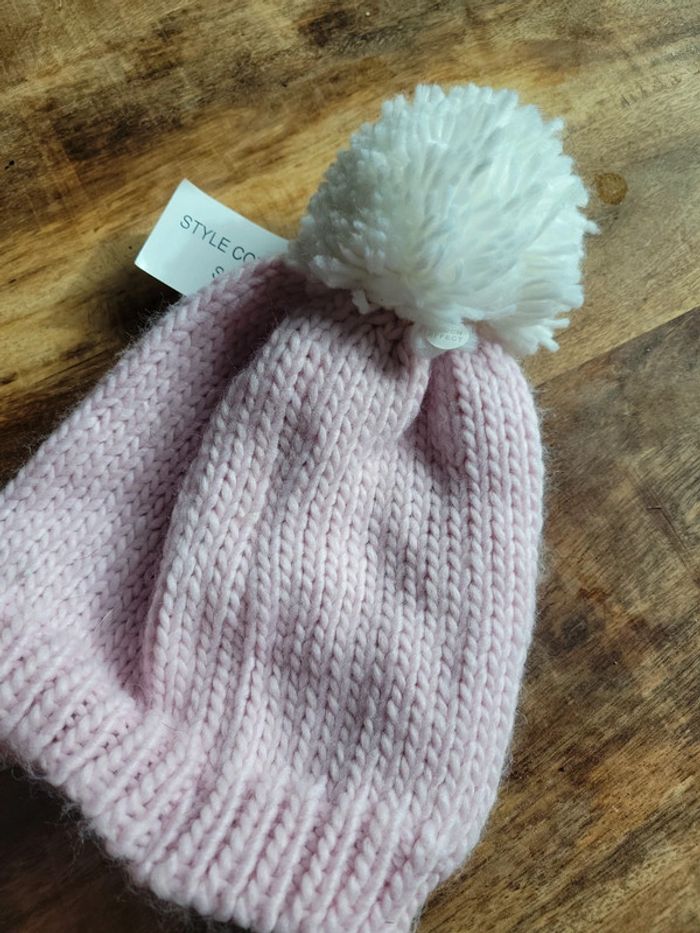 Bonnet rose et pompon blanc taille 12 m - photo numéro 2