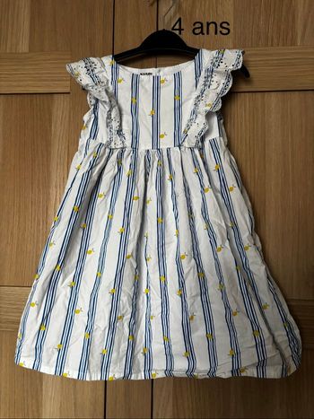 Robe blanche rayures/citron KIABI t.4ans
