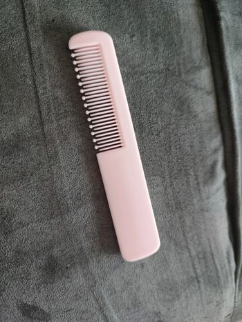 Petit peigne bébé