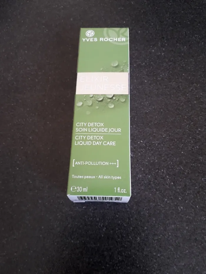 Élixir jeunesse City Detox Soin liquide jour 30ml Yves Rocher neuf sans blister