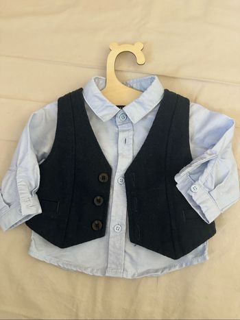 Chemise et gilet 1 mois