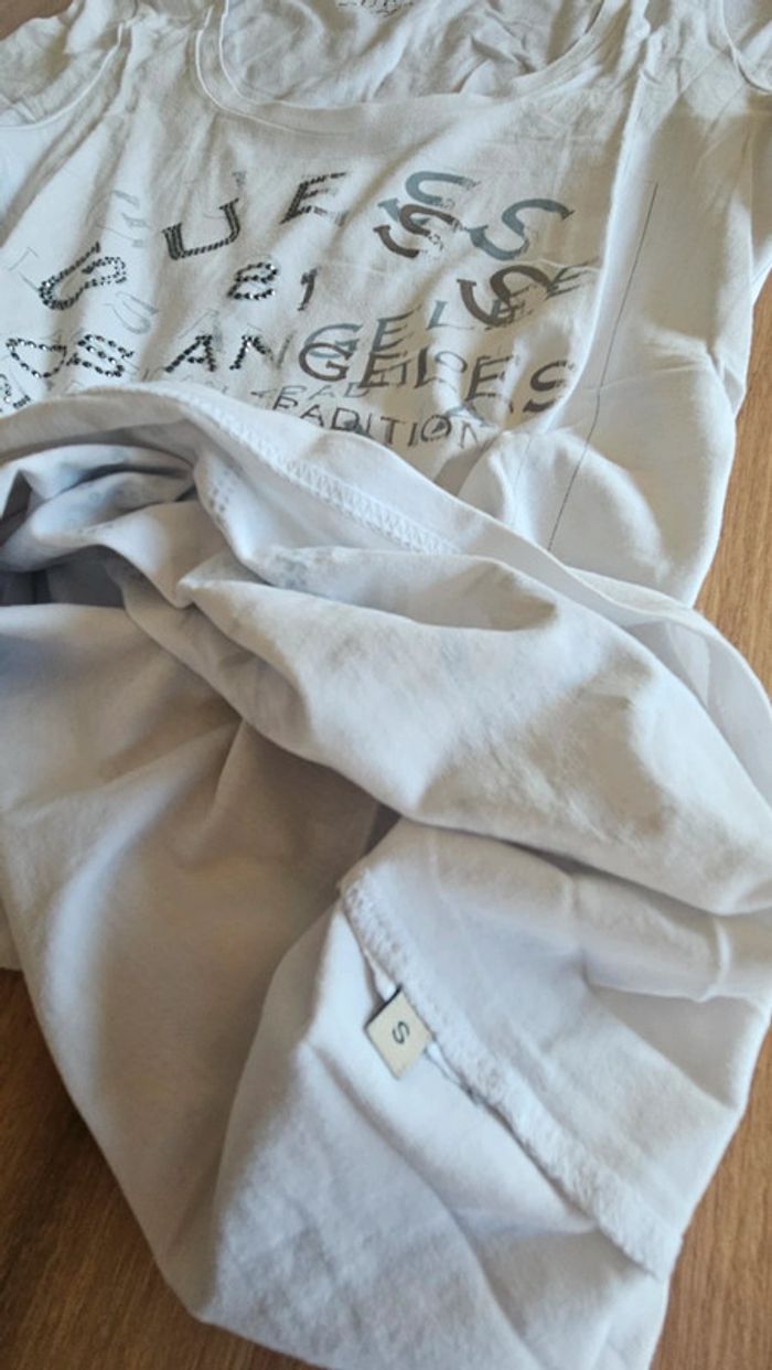 T-shirt blanc et strass argent gris, taille S, Guess officiel - photo numéro 2