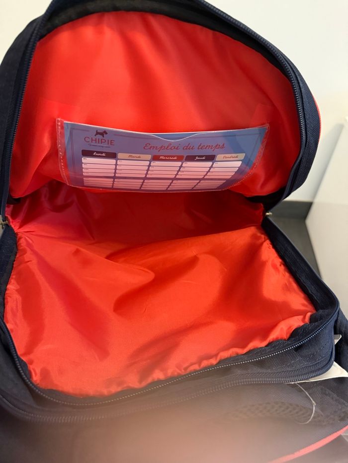Cartable sac à dos roulette chipie  neuf - photo numéro 6