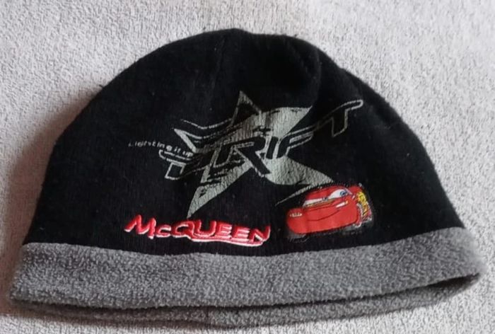 Bonnet  intérieur polaire  gris noir motif Cars  Disney  Taille  55 cm - photo numéro 2