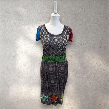 Robe d'été manches courtes Desigual taille S