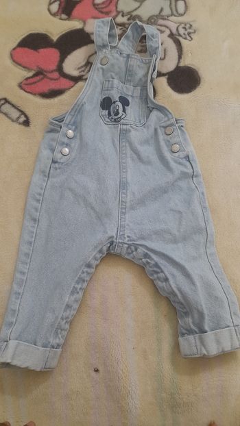 Salopette   mickey  mouse  6 mois  en jean