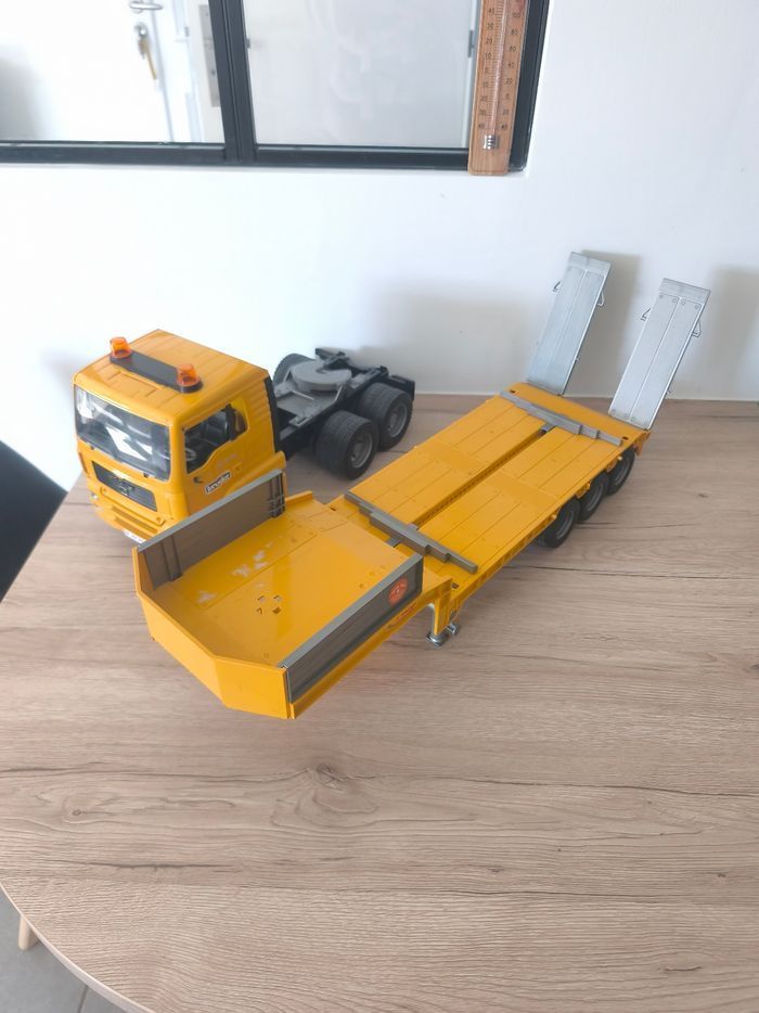 Camion plateau bruder - photo numéro 2