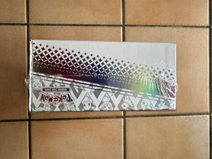 Pokémon upc évolutions prismatiques évoli – fr scellée - photo numéro 5