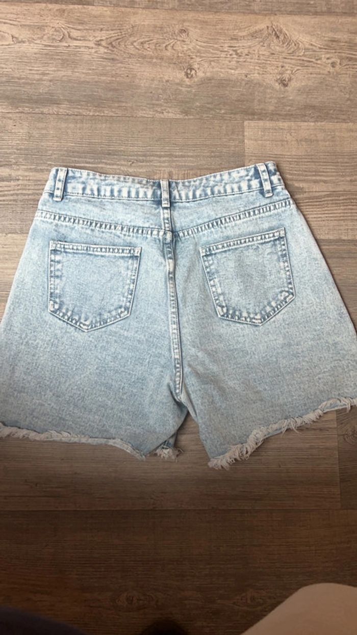 Short jean shein taille m - photo numéro 3