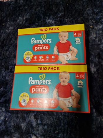 252 couches Pampers baby-dry pants taille 4
