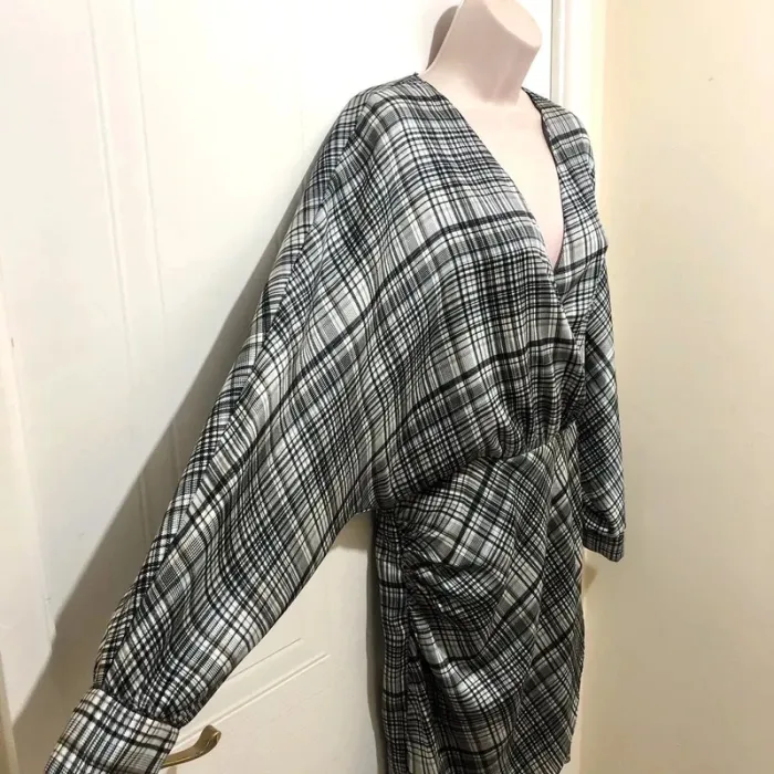 Robe Zara neuve - Taille S - photo numéro 15