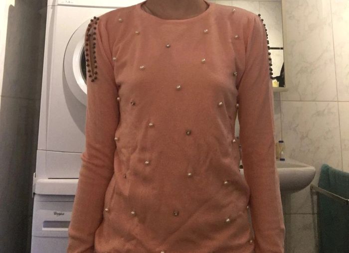 Pull à épaules dénudées avec perles 12ans