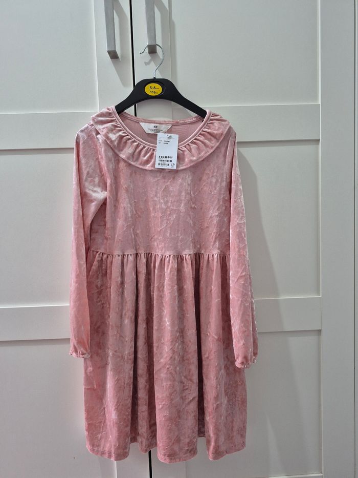Robe fille neuf