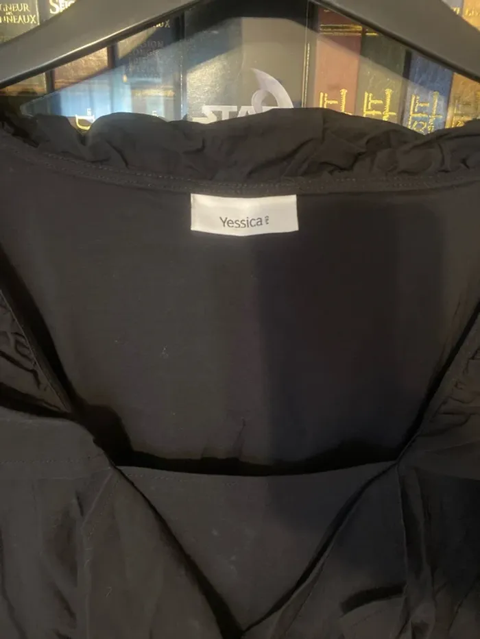 jolie robe noire Yessica 50/52 - photo numéro 2