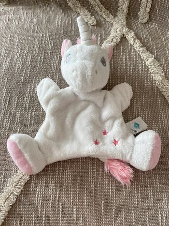 Peluche doudou marionnette 24cm tex licorne blanche et rose étoile très bon état