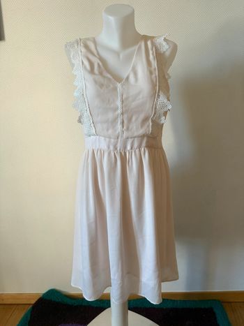 Robe en très bon état rose naf naf taille 44