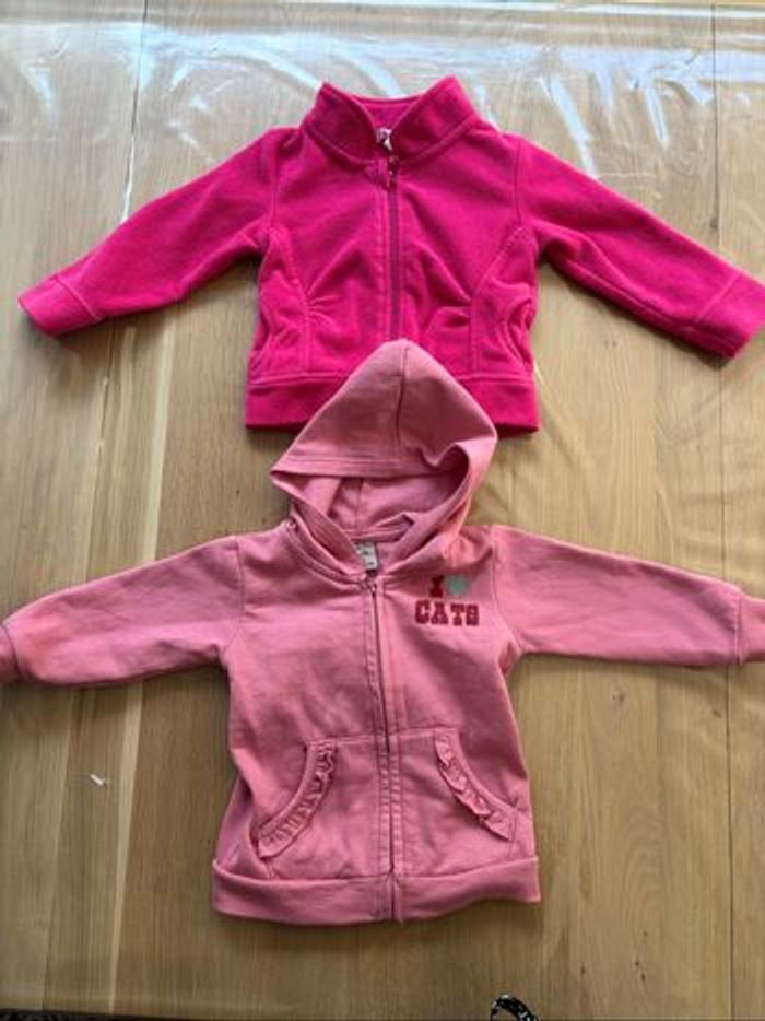 Lot vêtement bébé fille 12 mois - photo numéro 2