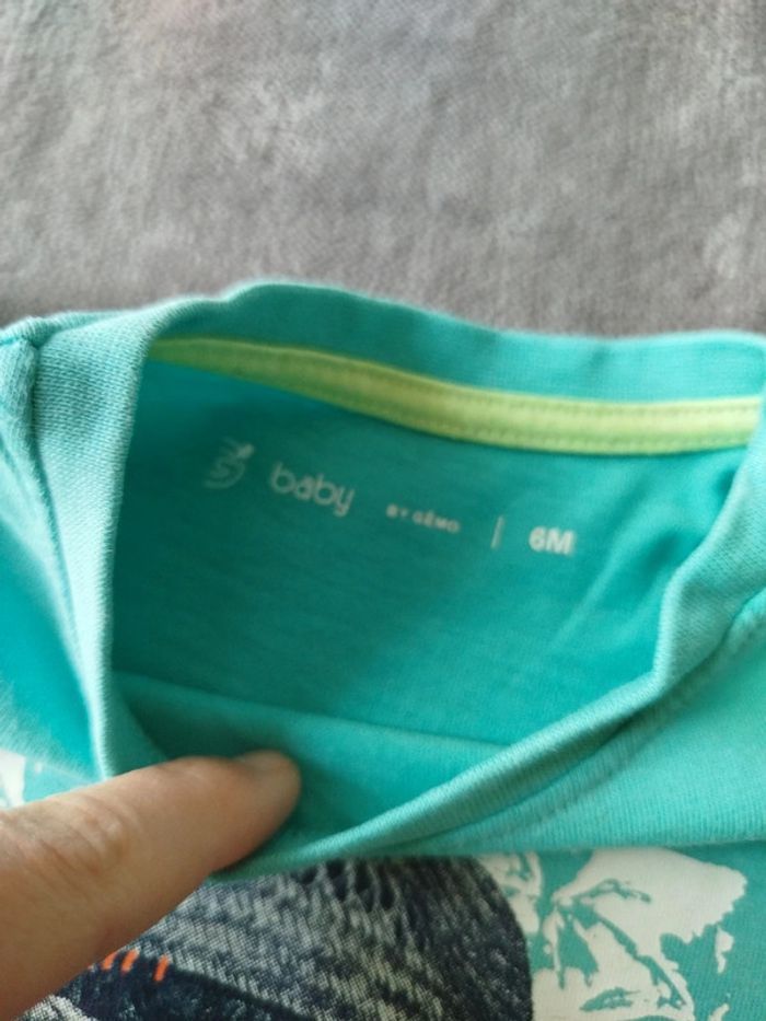 tee-shirt 6mois - photo numéro 2