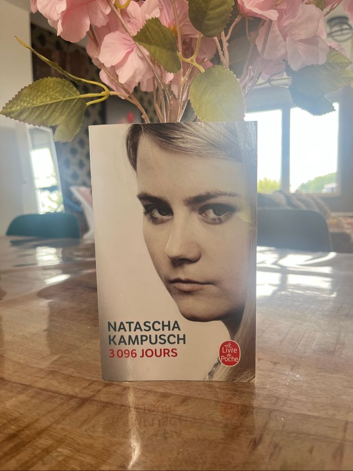 Livre Natascha Kampush 3 096 jours