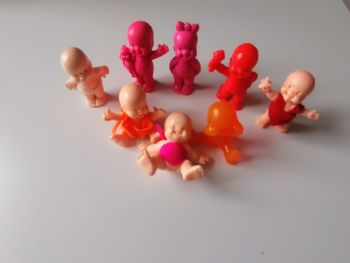 figurine babies