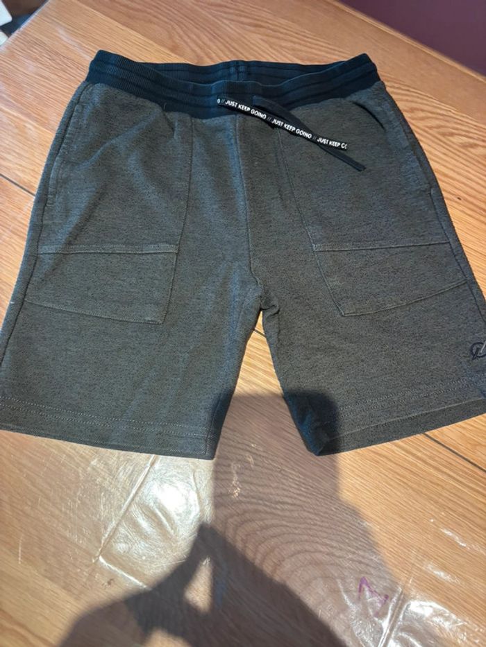 Short kaki - Kiabi - 12 ans