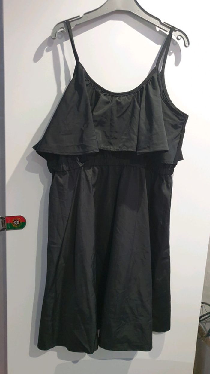 Robe satinée