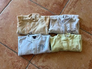 Lot 4 pyjamas polaire 3mois