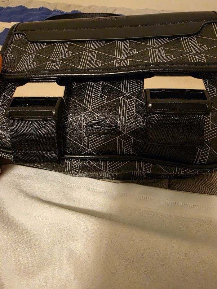 Sac à bandoulière Lacoste - photo numéro 3