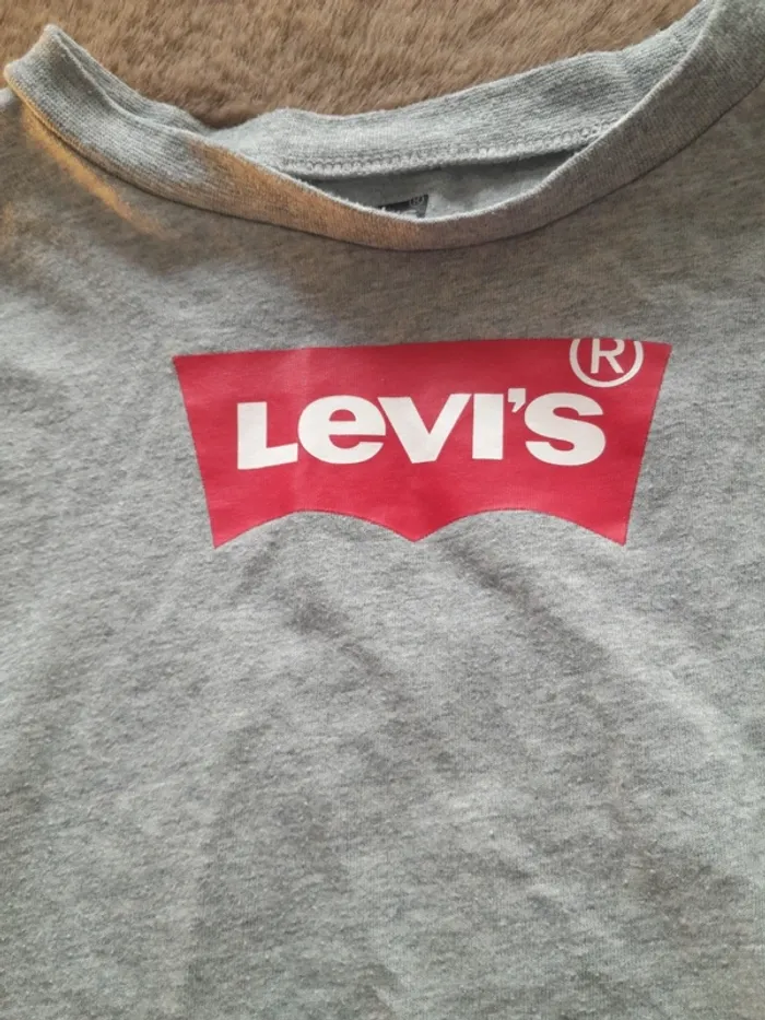 T-shirt manche longue - Marque Levi's - Taille 24 mois - photo numéro 5