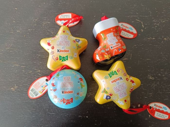 Boule de noël kinder