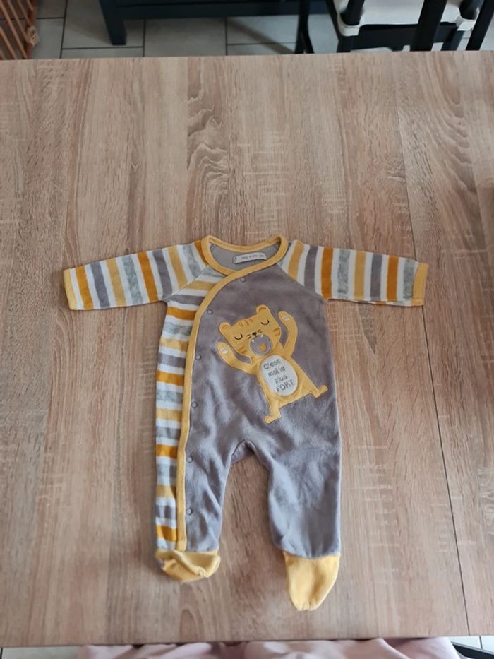 Pyjama bébé