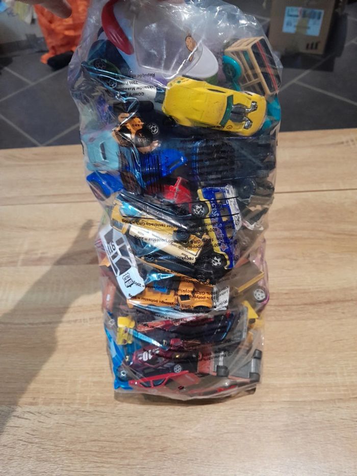 Lot de 89 véhicules voiture camion ect - photo numéro 18