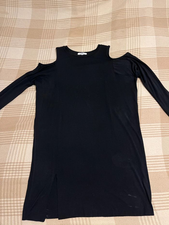 Superbe robe noire M/L épaules dénudées - photo numéro 6