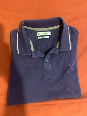 T-shirt polo