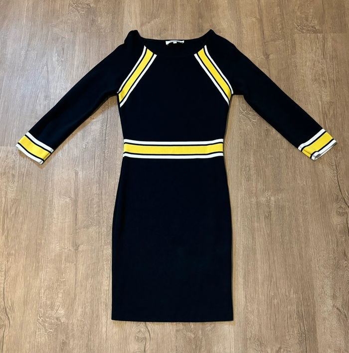 Jolie robe cintrée Morgan