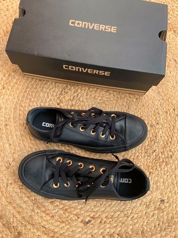 Femme 👩 Converse en cuir noir taille 36,5