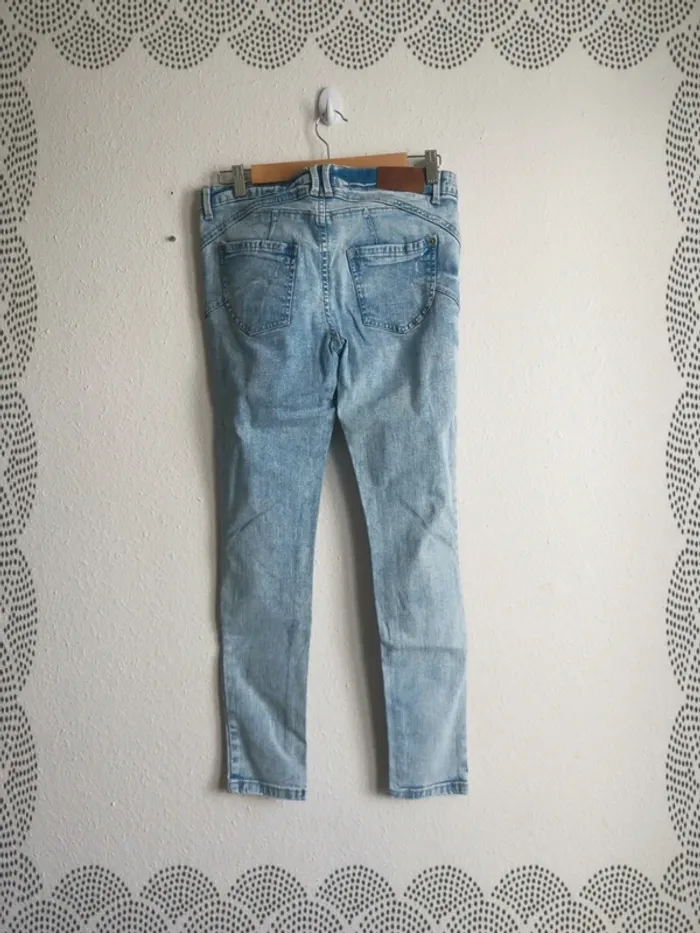 Jean Jennyfer taille 40 - photo numéro 6
