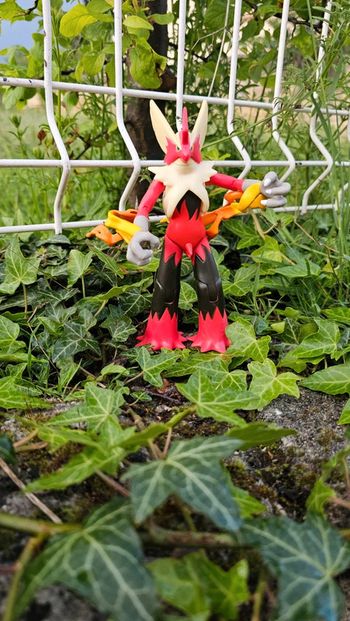 Super figurine Pokemon Nintendo Brasegali