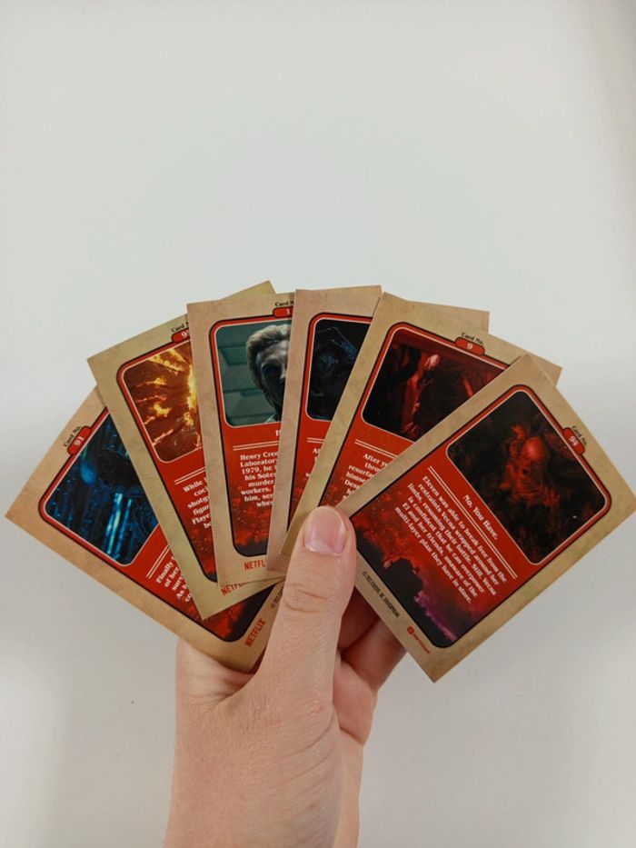 Lot de 6 cartes stranger things topps - photo numéro 2
