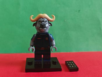 CHEF BOGO  Zootopie 2 + socle - Figurine Compatible Lego