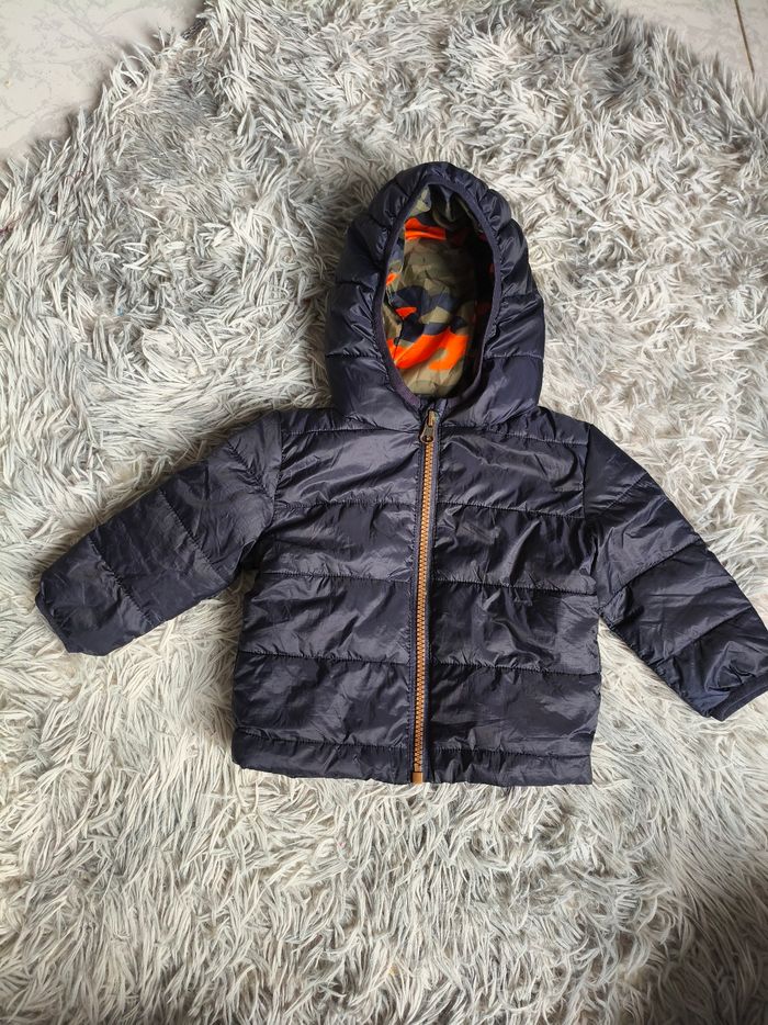 Doudoune garçon bleu marine avec capuche 3-6 mois  Primark