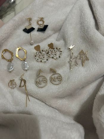 Lot de 6 paires de boucles d’oreille en acier neuves
