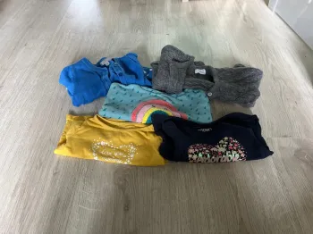 Lot de vêtements